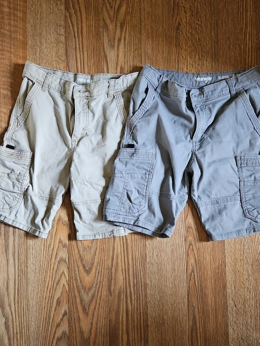 Wrangler Men’s Cargo Shorts - Tan and Gray